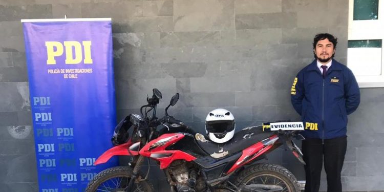 Detienen a sujeto que golpeó a víctima para robarle su moto en San Carlos