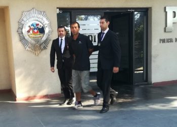 Detienen a sujeto que robó especies desde camión de mudanzas