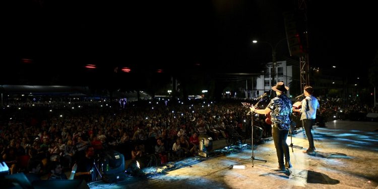 Más de 14 mil personas disfrutaron del cierre del X Festival Nacional del Folclore