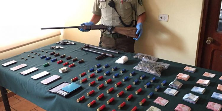 Desbaratan organización criminal e incautan drogas y armamento en Ránquil