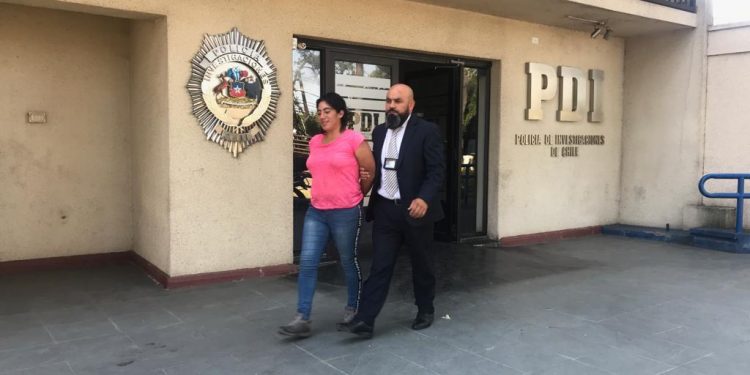 Detiene a pareja por robo con violencia en domicilio de anciano de 70 años