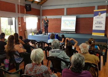 Liderazgo y empoderamiento femenino contempla Segundo Encuentro Barrial