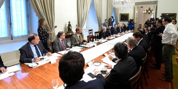 Ñuble abordó necesidades de pymes locales en reunión de representantes de Sofofa y Presidente Piñera