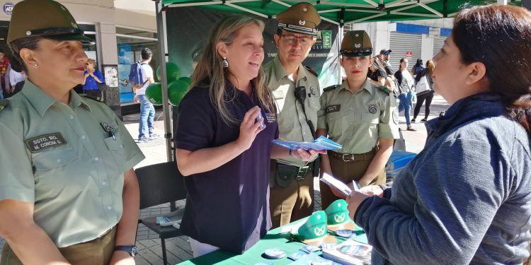 Con llamado a la denuncia Carabineros inició actividades conmemorativas del Día Internacional de la Mujer