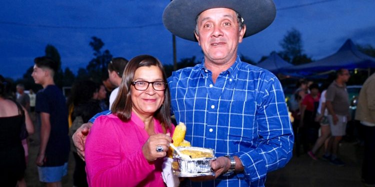 Más de dos mil vecinos disfrutaron del tradicional Festival del Choclo del sector La Victoria
