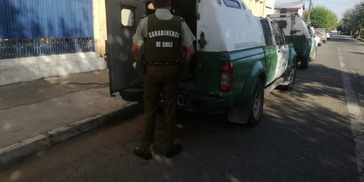 Detienen a sujeto que agredió con cuchillo tipo machete a hombre en Bulnes