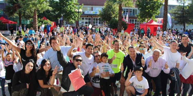 Cicletada en Chillán y Corrida Color en San Carlos reunieron a más de mil personas
