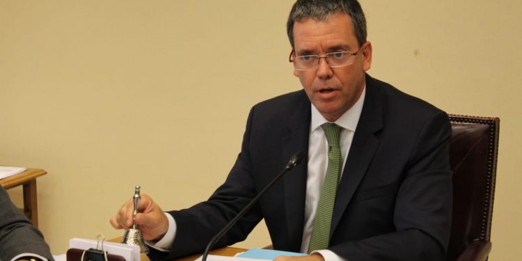 Harboe rechaza extender el control preventivo de identidad a menores de 14 años