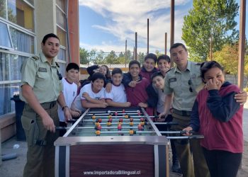 Escolares de Quillón conmemoraron Día del Autismo junto a subcomisaría local