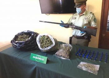 Detienen a tío y su sobrino por infracción a Ley de Armas y tráfico de drogas en Ninquihue