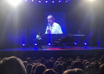 Raúl Di Blasio encantó al público chillanejo con magistral actuación