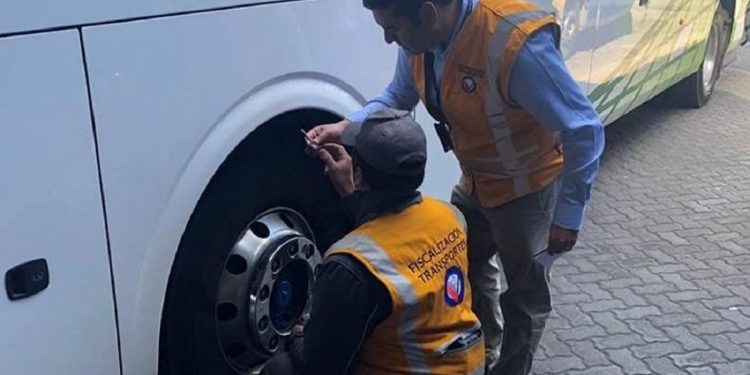 11 buses fueron retirados de circulación en fin de semana largo
