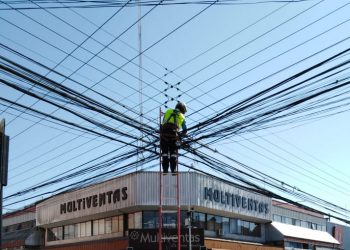 Desde febrero a la fecha se han retirado 3 mil metros de cable en desuso en Chillán