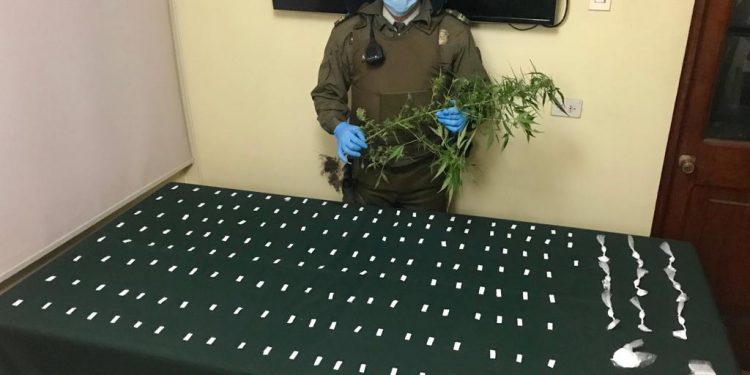 Detienen a abuela y nieta por venta de pasta base y cocaína en población Irene Frei