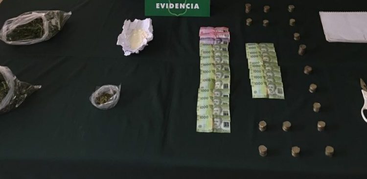 Desarticulan clan familiar que vendía drogas cerca de dos colegios en Lomas de Oriente