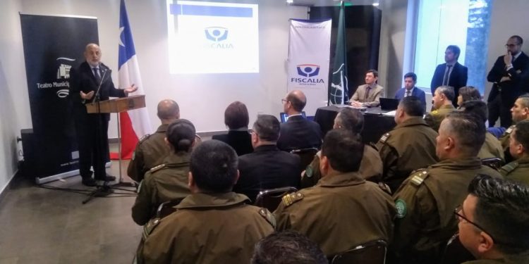 Fiscal Nacional inauguró en Chillán jornada de capacitación de Carabineros en primeras diligencias policiales