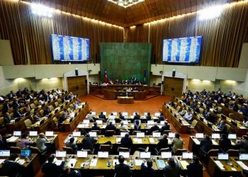 Oficialismo y oposición en Ñuble se enfrentan por Reforma de Pensiones