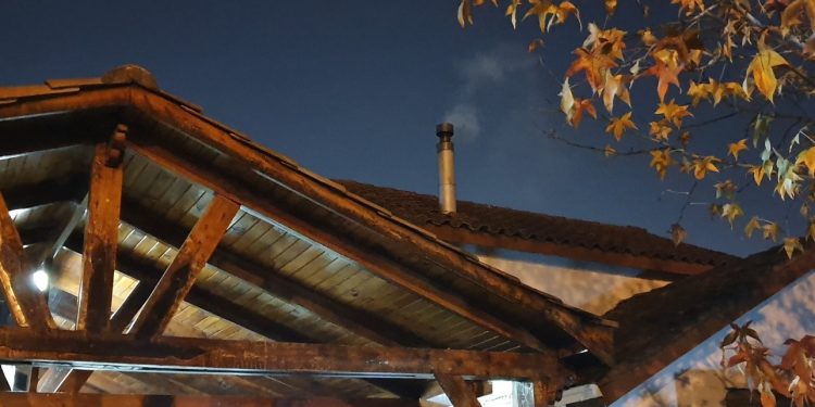 Cursan 13 sumarios a viviendas por no cumplir medidas de Alerta Ambiental