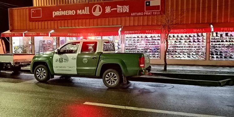 Coihueco: Detienen a sujeto que vestía ropa que había robado en mall chino
