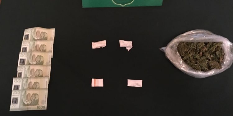 Desbaratan punto de venta de droga frente a liceo de Chillán Viejo