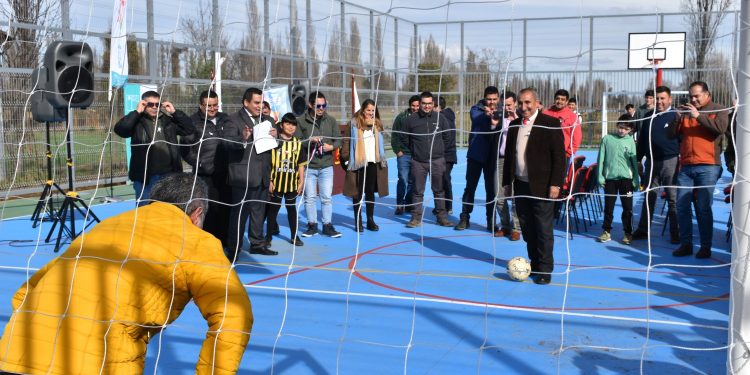 Inauguran moderna multicancha en San Ignacio