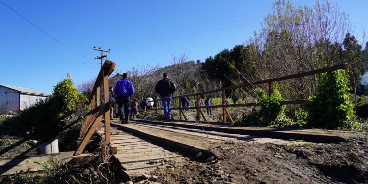 Reparan puentes y caminos de Ñuble tras sistema frontal