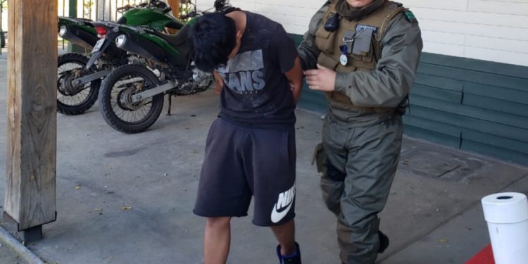 Detienen a banda delictual por robo en domicilio en Quillón