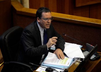 Harboe pide a Piñera construir Embalse Punilla con recursos públicos y adelantar obras