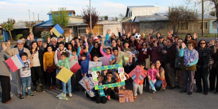 Cerca de 200 vecinos celebraron el “18 chico” en población Sarita Gajardo