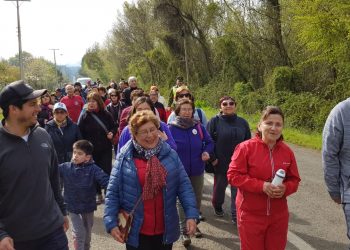 Más de 100 adultos mayores disfrutaron de caminata en Ñiquén