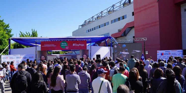 Feria Laboral ofreció más de 2 mil puestos de trabajo en Chillán