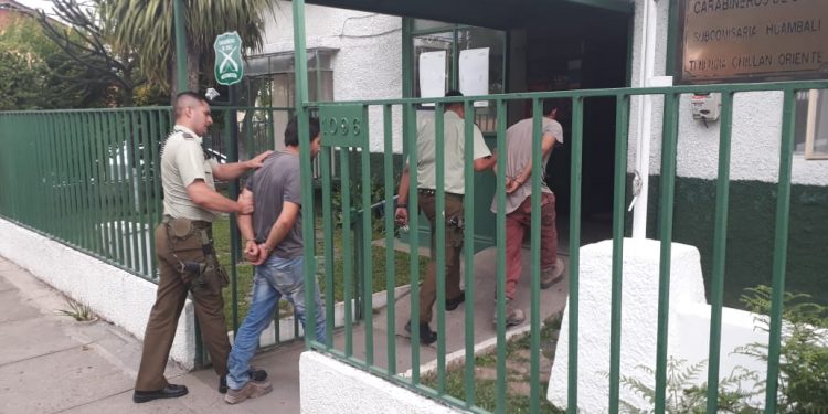 Detienen a tres sujetos por robo de materiales en empresa constructora en Chillán