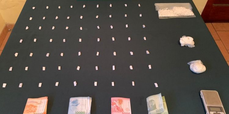 Desbaratan clan familiar que vendía droga tras fachada de minimarket en Chillán