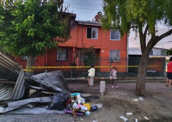 Incendio afectó a tres viviendas en Chillán