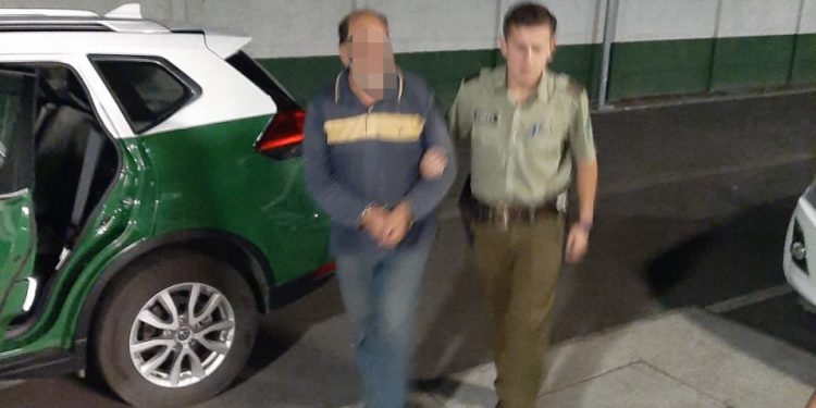 Quillón: Detienen a conductor de camión sin licencia que intentó evadir control policial