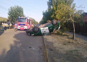 Vehículo policial volcó tras choque en Chillán