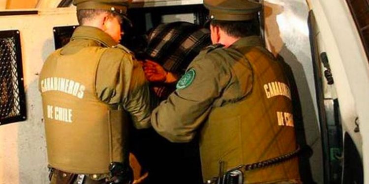 Detienen a cuatro hombres y dos mujeres en Chillán por Ley Antibarricadas