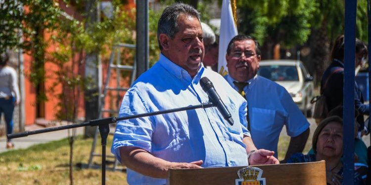 Zarzar solicita a Piñera declarar Estado de Emergencia para Chillán por Coronavirus