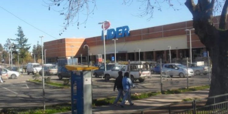 Trabajador de Líder Collín da positivo por Covid-19