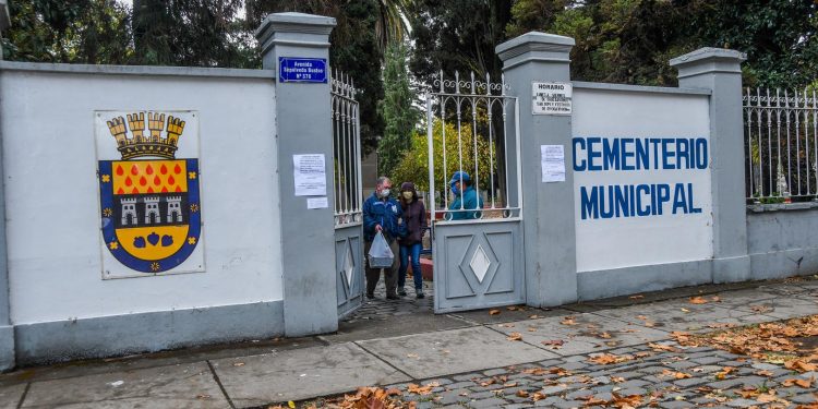 Cementerios municipales de Chillán y Quinchamalí funcionarán de acuerdo al protocolo de cuarentena