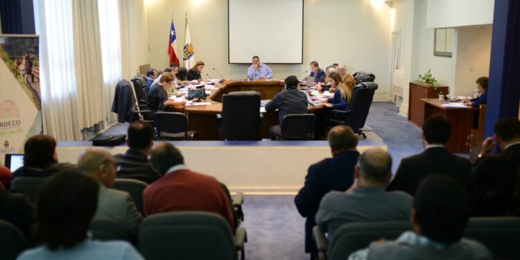 Concejos municipales se transmitirán vía online en Chillán