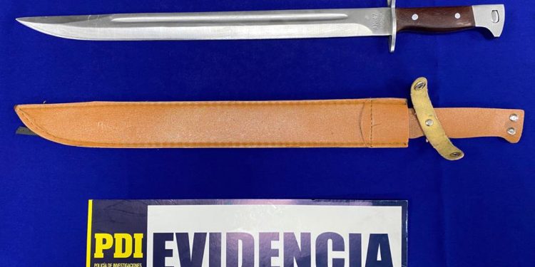 Detiene a sujeto que golpeó, intimidó con cuchillo y violó a ex pareja en San Carlos
