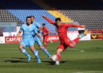 Ñublense vence a San Marcos de Arica y es el líder de la Primera B