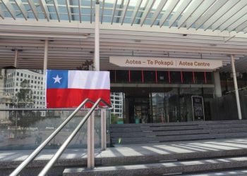 Hombre en Nueva Zelandia fue el primer chileno en votar