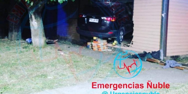 Formalizan a ex carabinero que chocó contra casa y causó muerte de una persona en Población Zañartu