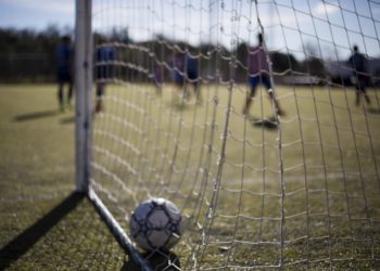 Investigan muerte de joven que murió mientras jugaba fútbol en Trehuaco