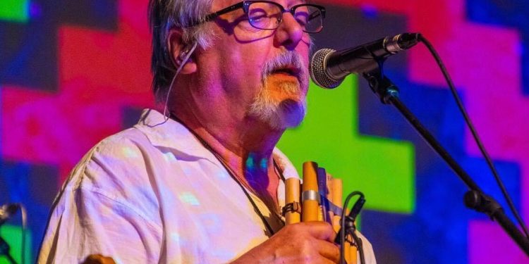 Miembros de Inti Illimani se presentarán vía streaming desde la iglesia San Francisco de Chillán