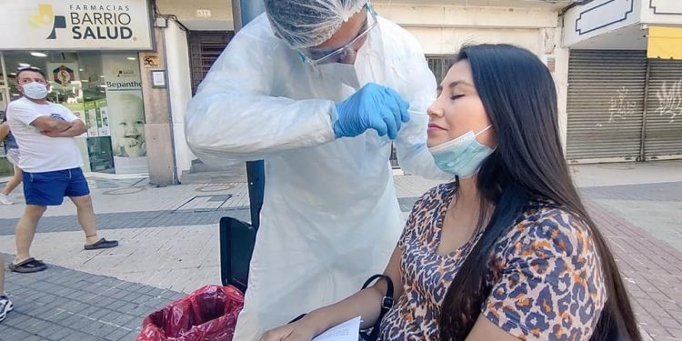 68 mil personas han accedido al test PCR en Ñuble por búsqueda activa
