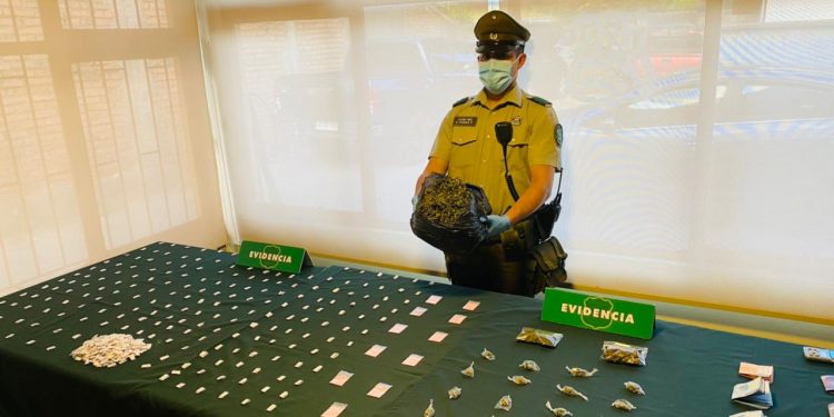 Detienen a clan familiar que vendía cocaína y otras sustancias ilícitas en Chillán