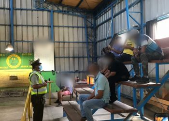 Coihueco: Detienen a sujetos practicando rayuela pese a prohibición de reunión en Cuarentena